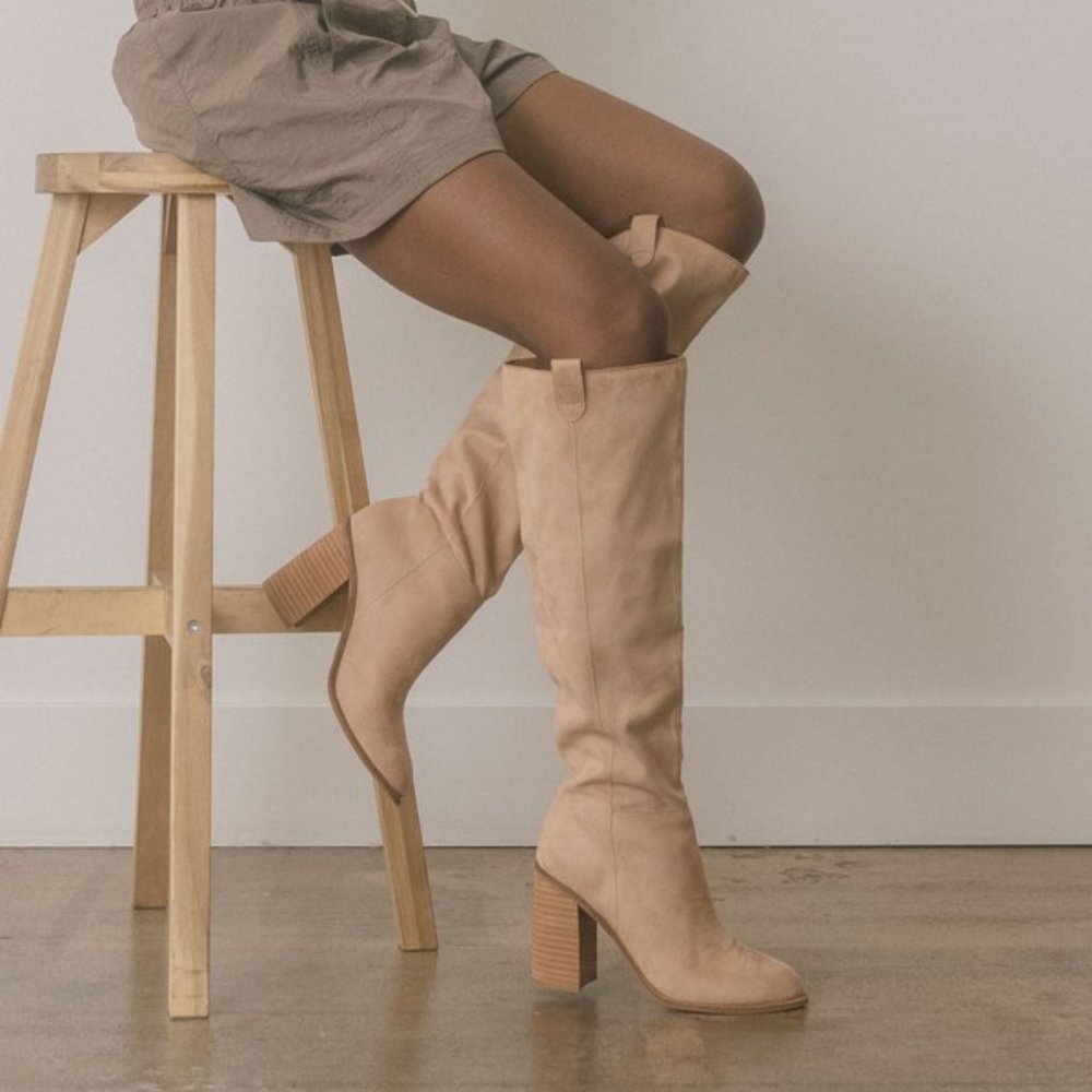 LAST ONE- SAINT SLOUCH BOOTS -NUDE - Picture 3 of 4